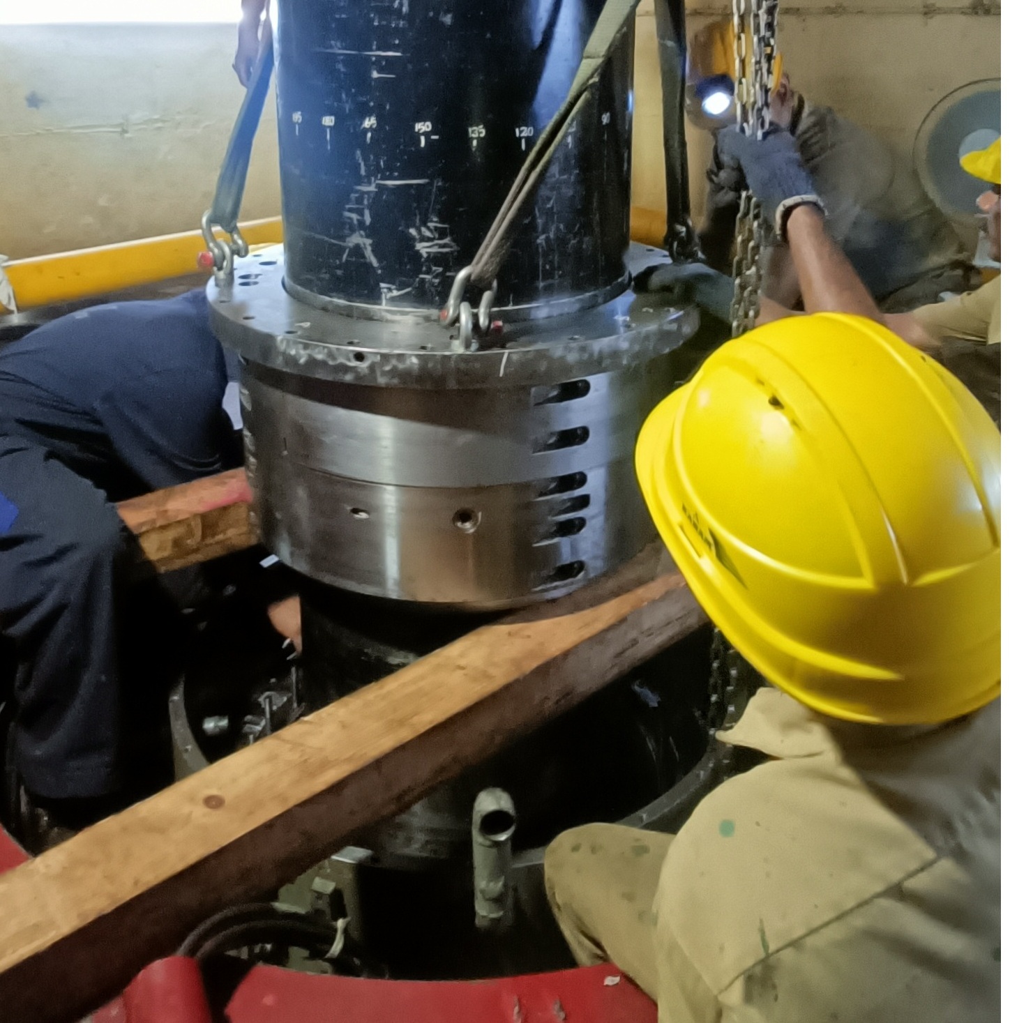 Installing a turbine guide bearing for a 60MW vertical hydro generator